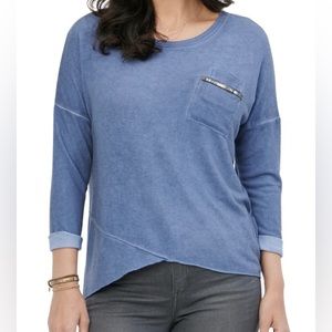 Democracy rolled cuff 3/4 length sleeve top size L